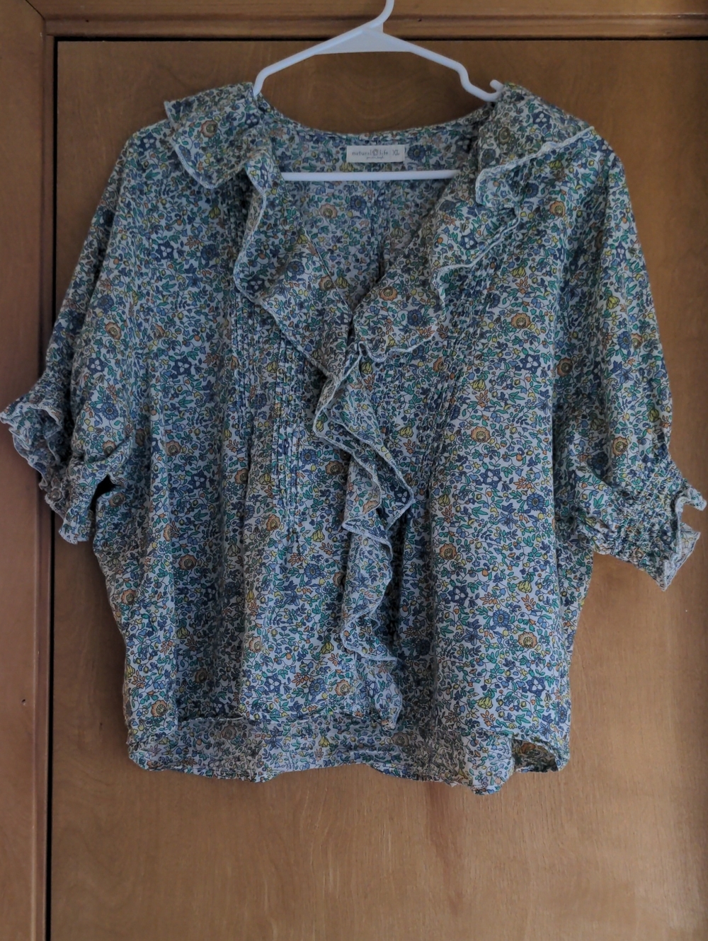 NATURAL LIFE Blue and Green Floral Ruffle Blouse